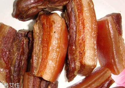 煙熏臘肉怎么炒好吃？做法多多任你選