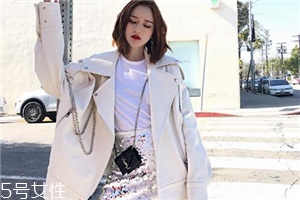 皮衣下雨天可以穿嗎？真皮要避免沾水