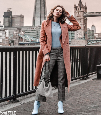 煙管褲搭配什么上衣？拯救粗腿的秘密武器