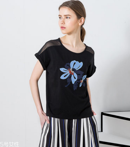 亮片裝怎么穿好看？五光十色的靚麗氣場