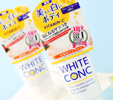 去角質(zhì)膏能去黑頭嗎？
