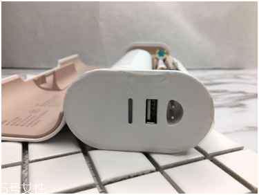 歐樂b電動牙刷怎么樣？四個刷頭很好用