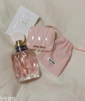 miumiu粉色香水怎么樣？miumiu2018新香水什么味道？