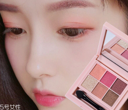 哪個牌子的眼影好用 讓你的眼睛更深邃有神 哪個牌子的眼影好用 讓你的眼睛更深邃有神