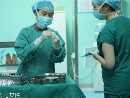 麻藥入眼了怎么辦？需慎重處理