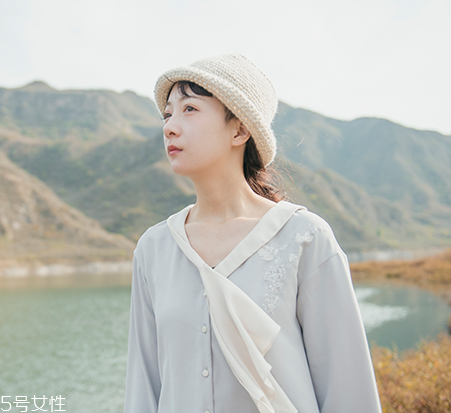 文藝范女生怎么穿搭？和你的青春敘敘舊