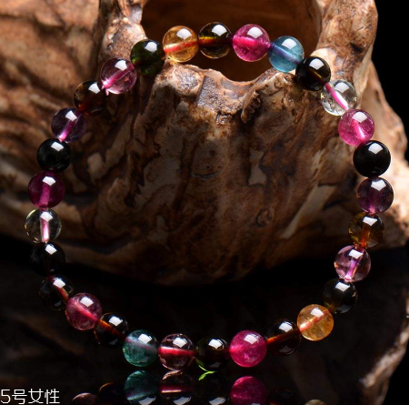 碧璽手鏈可以沾水嗎？碧璽手鏈沾水的后果