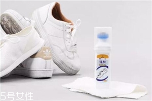 小白鞋清潔劑怎么打開？小白鞋清潔劑打開方法
