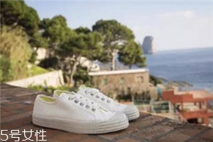 小白鞋清潔劑哪個好？小白鞋清潔劑品牌推薦