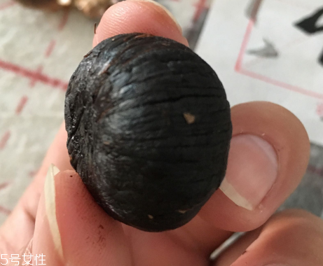 黑蒜是種植出來(lái)的嗎？黑蒜怎么來(lái)的
