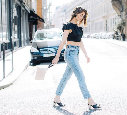 直筒身材女生怎么搭配？直筒身材女生搭配技巧