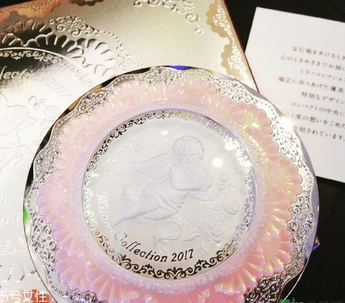 嘉娜寶天使蜜粉有幾個(gè)版本 嘉娜寶天使蜜粉價(jià)格 嘉娜寶天使蜜粉有幾個(gè)版本 嘉娜寶天使蜜粉價(jià)格