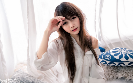 嘉娜寶天使蜜粉有幾個(gè)版本 嘉娜寶天使蜜粉價(jià)格 嘉娜寶天使蜜粉有幾個(gè)版本 嘉娜寶天使蜜粉價(jià)格