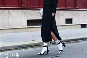 襪子怎么搭配時尚？襪子外露搭配圖片