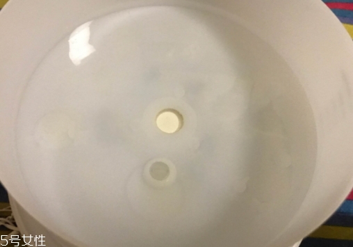 單方精油可以做香薰嗎？單方精油和復(fù)方精油哪個(gè)做香薰好