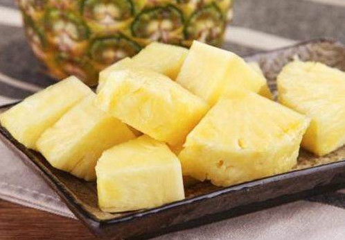 菠蘿里面發(fā)黑能吃嗎？切開菠蘿里面是黑色的怎么回事？