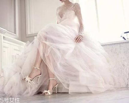 婚鞋只能穿一次嗎？婚鞋結(jié)婚后不能穿了嗎