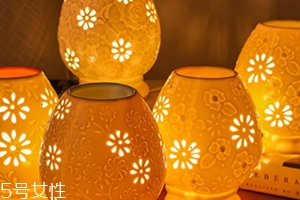 香薰燈燈不亮怎么回事？香薰燈怎么換燈泡