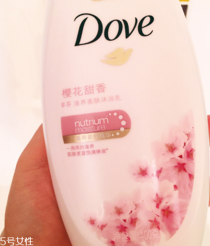 多芬和力士的沐浴露哪個(gè)好 多芬和力士的沐浴露對(duì)比測(cè)評(píng) 多芬和力士的沐浴露哪個(gè)好 多芬和力士的沐浴露對(duì)比測(cè)評(píng)