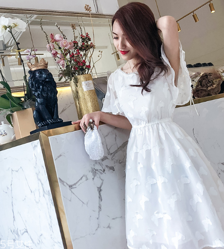 高瘦女生穿什么連衣裙？最適合高瘦女生的連衣裙款式