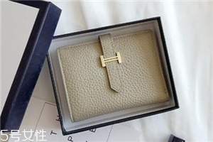 錢包是牛皮好還是羊皮好？錢包牛皮和羊皮對比