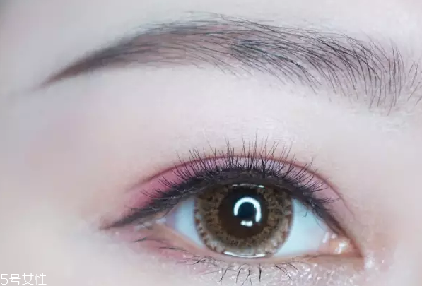 棕色美瞳配什么眼影 棕色美瞳配什么口紅 棕色美瞳配什么眼影 棕色美瞳配什么口紅