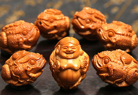 橄欖核刷好還是盤(pán)好 橄欖核刷和盤(pán)的區(qū)別