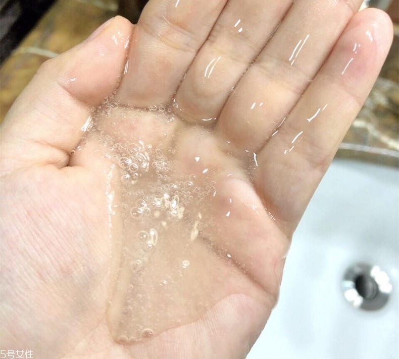 pure smile藝妓臉譜面膜有幾個(gè)版本？適合敏感肌嗎？