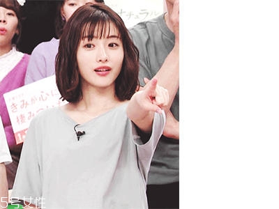 早安卷發(fā)型燙得出來嗎 早安卷發(fā)型怎么弄步驟 早安卷發(fā)型燙得出來嗎 早安卷發(fā)型怎么弄步驟