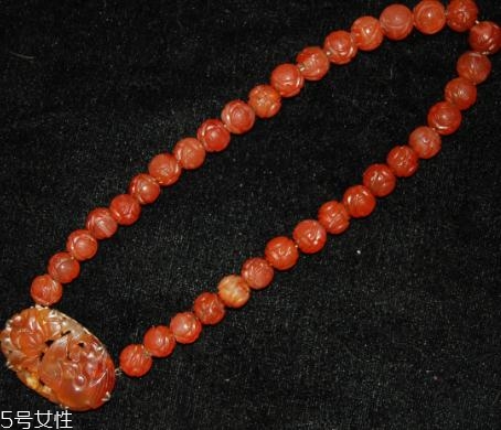 瑪瑙項(xiàng)鏈一般多少錢？瑪瑙項(xiàng)鏈?zhǔn)袌?chǎng)價(jià)位