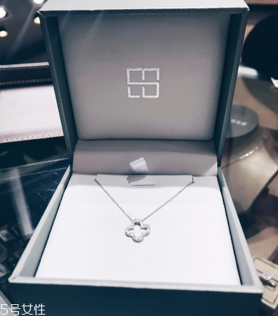 項(xiàng)鏈一般多少克合適？項(xiàng)鏈買多少克的最好