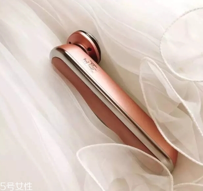 雅萌射頻美容儀怎么樣？雅萌Bloom射頻美容儀效果評(píng)測(cè)