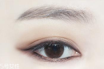 梅子色眼妝怎么畫好看 好看的梅子色眼妝畫法 梅子色眼妝怎么畫好看 好看的梅子色眼妝畫法