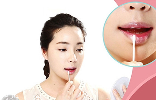 梅子色眼妝怎么畫好看 好看的梅子色眼妝畫法 梅子色眼妝怎么畫好看 好看的梅子色眼妝畫法