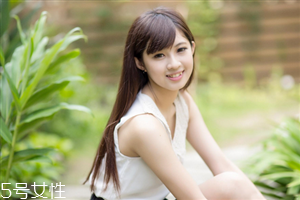 夏天很容易脫妝怎么辦 教你高溫天也持久不脫妝的方法 夏天很容易脫妝怎么辦 教你高溫天也持久不脫妝的方法