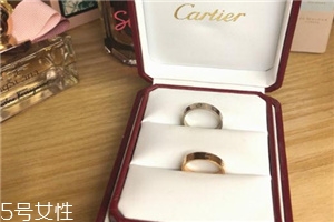 戒指太緊對(duì)手指有什么傷害？戒指戴太緊的危害