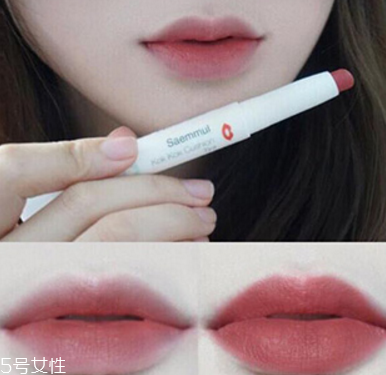 豆沙色口紅適合什么膚色 適合黑皮的豆沙色口紅推薦 豆沙色口紅適合什么膚色 適合黑皮的豆沙色口紅推薦