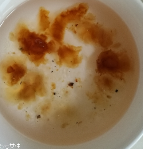 桃膠能和紅糖一起煮嗎？桃膠煮紅糖好嗎？