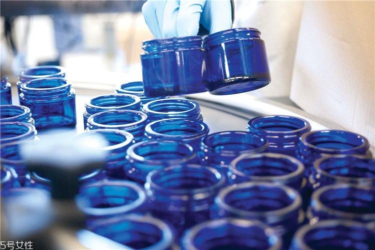 英國(guó)nyr適合什么人用 neal s yard王牌產(chǎn)品盤(pán)點(diǎn) 英國(guó)nyr適合什么人用 neal s yard王牌產(chǎn)品盤(pán)點(diǎn)