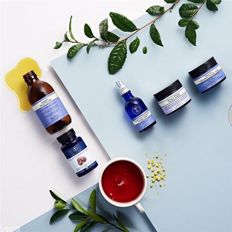 英國(guó)nyr適合什么人用 neal s yard王牌產(chǎn)品盤(pán)點(diǎn) 英國(guó)nyr適合什么人用 neal s yard王牌產(chǎn)品盤(pán)點(diǎn)