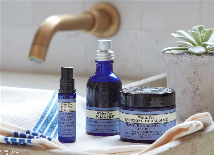 英國(guó)nyr適合什么人用 neal s yard王牌產(chǎn)品盤(pán)點(diǎn) 英國(guó)nyr適合什么人用 neal s yard王牌產(chǎn)品盤(pán)點(diǎn)