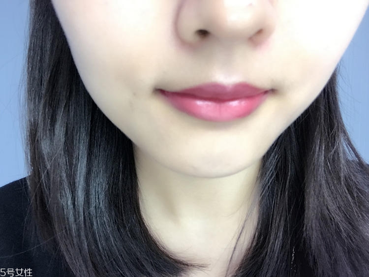 mac brick o la口紅日常嗎？mac brick o la上嘴圖