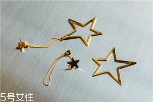 耳環(huán)一般多少克一對？耳環(huán)常見克數(shù)