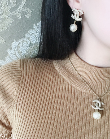 耳環(huán)什么材質(zhì)好？耳環(huán)常見材質(zhì)