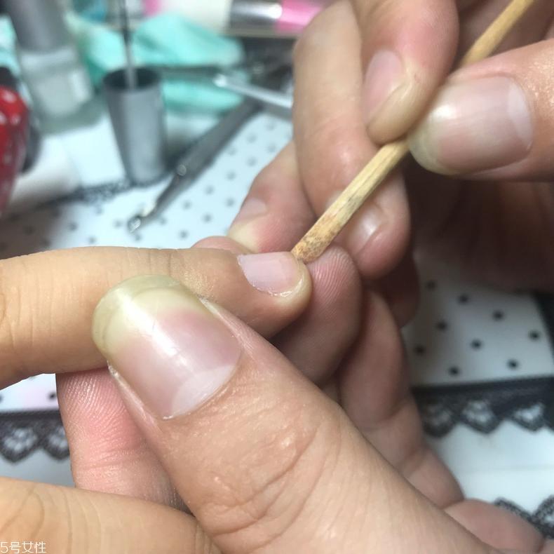短指甲怎么上色？短指甲上色詳細(xì)步驟