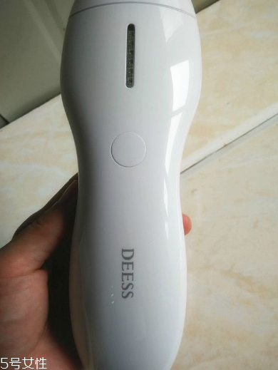 deess脫毛儀怎么用？蒂絲脫毛儀使用方法