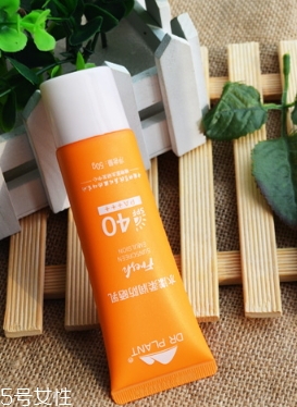 化學(xué)防曬很傷皮膚嗎？化學(xué)防曬對皮膚的危害