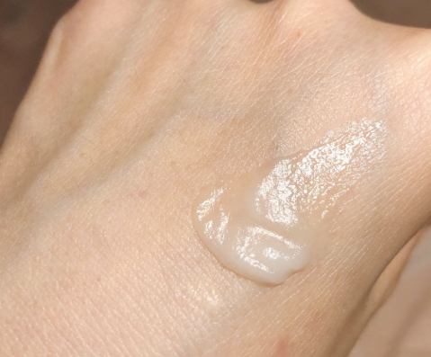 olay空氣霜怎么樣？olay空氣霜搓泥嗎？