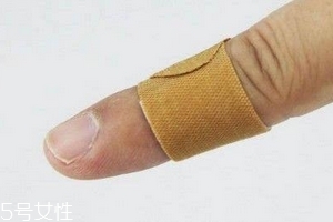 創(chuàng)可貼可以貼臉上嗎？臉上能貼創(chuàng)可貼嗎？