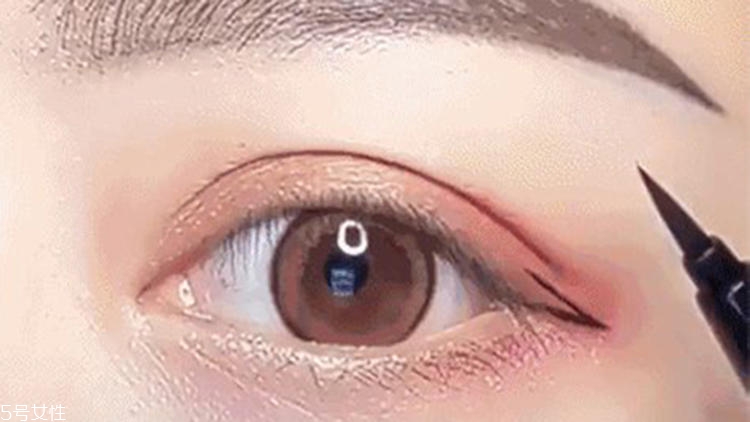 做運(yùn)動(dòng)化什么妝比較好 活力滿滿運(yùn)動(dòng)妝容教程 做運(yùn)動(dòng)化什么妝比較好 活力滿滿運(yùn)動(dòng)妝容教程